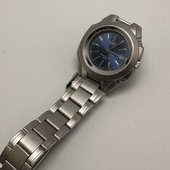 Casio Quartz Blue Dial Men’s Watch – 10-Year Battery – WR50M Stainless Steel - Picture 5 of 5